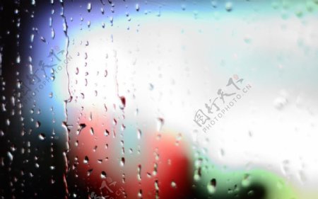 雨后的车窗图片