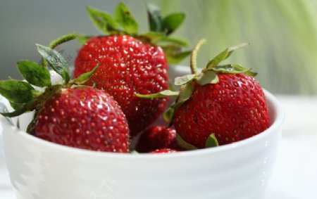 草莓新鲜草莓图片
