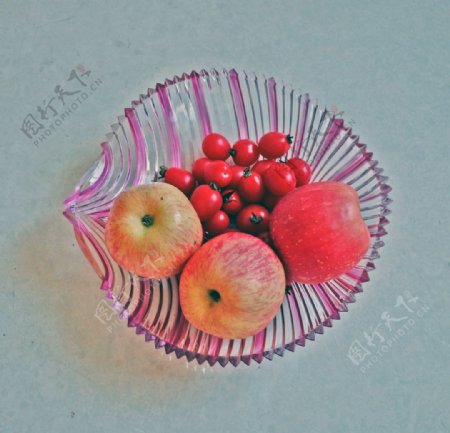 果盘中的水果图片