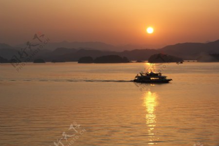 千岛湖夕阳图片