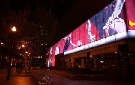 上海南京路广告图片