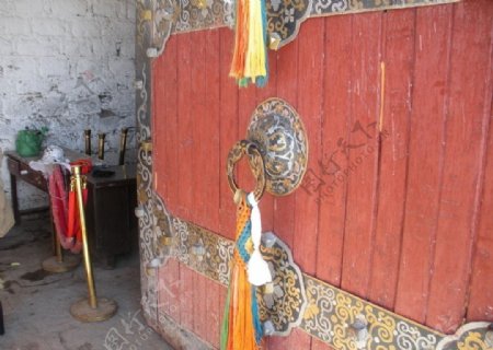 布达拉宫的门图片