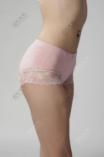 粉色内裤图片