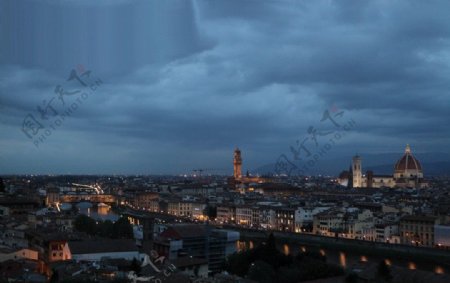 佛罗伦萨黄昏俯瞰图片