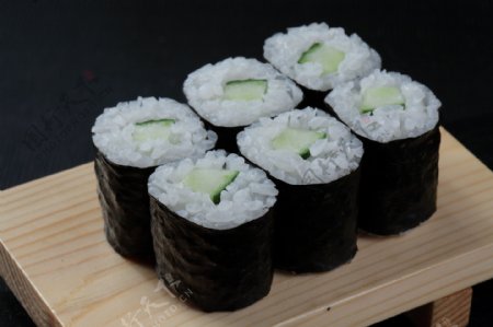 寿司黄瓜手卷图片
