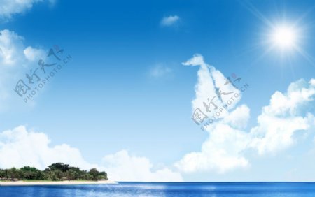 创意大海蓝天白云背景图片