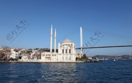 海边清真寺图片