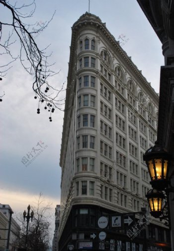 旧金山街上建筑和街景图片