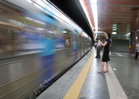 地铁汉城站图片