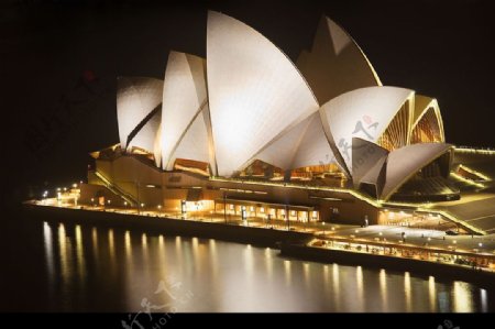 悉尼歌剧院夜色图片