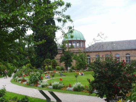 花园般的德国学校图片