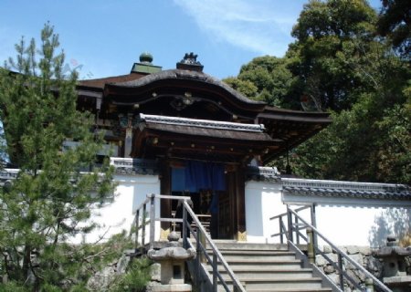 日本寺庙庭院图片