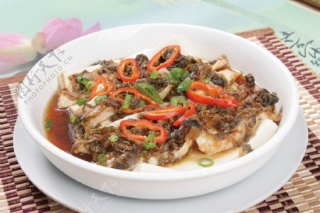 梅菜鱼腩蒸豆腐图片