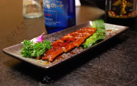 日式烤鳗鱼图片