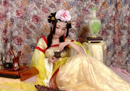 唐朝古装美女图片