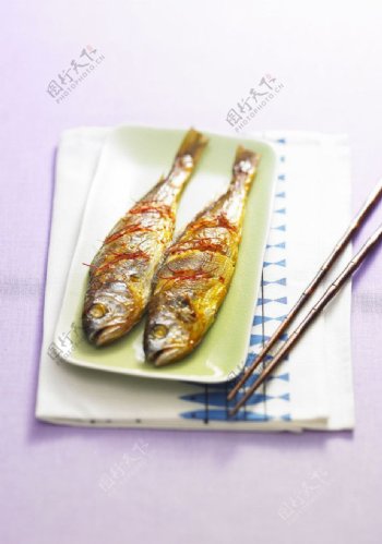 烤黄花鱼图片