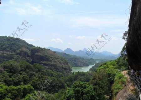 丹霞山风景图片