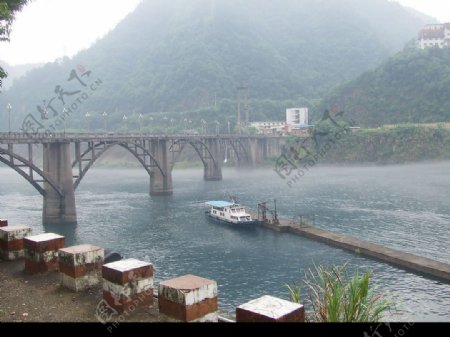 自然风景新安江水库图片