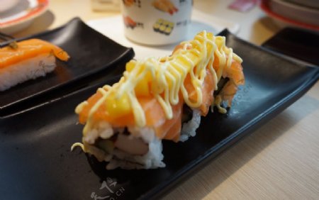 榴莲寿司图片