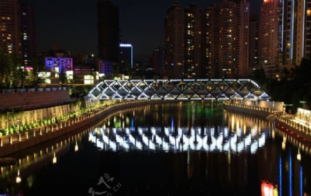 夜桥灯光图片