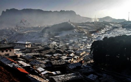 藏区小镇图片