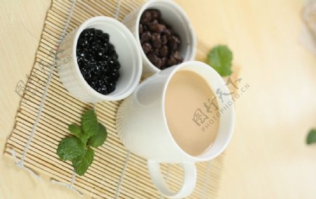 红豆珍珠奶茶图片