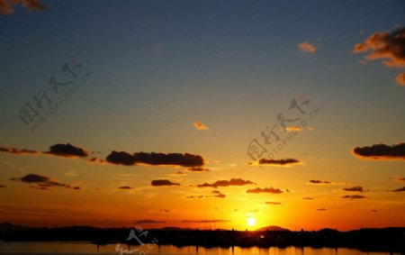 漁港夕陽图片