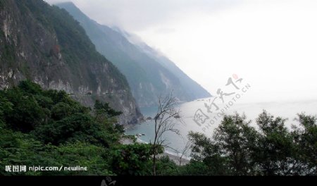 清水斷崖海岸線图片