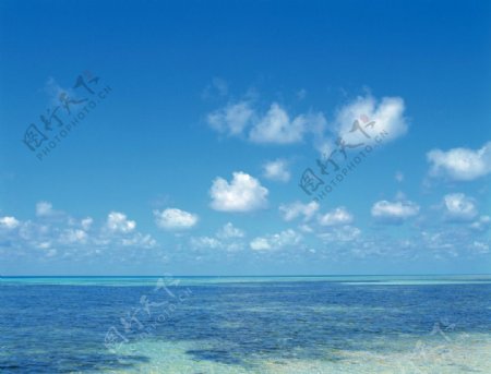 蓝天海景图片