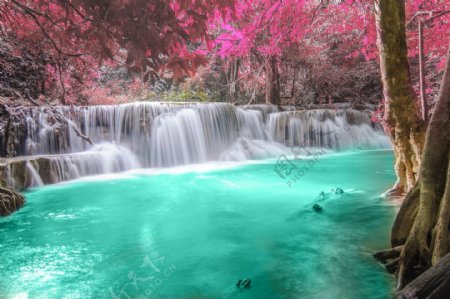泰国通塞瀑布图片