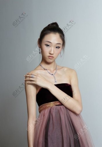 美女模特中国美女模特图片