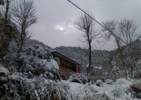 江郎山雪景图片