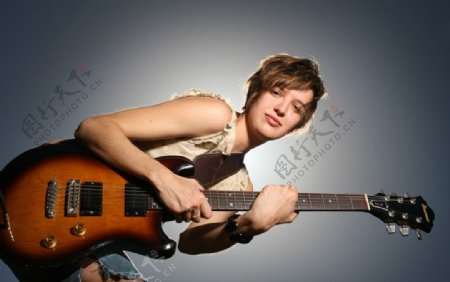 吉他女人图片