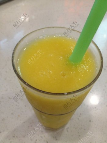 芒果汁芒果冰沙图片