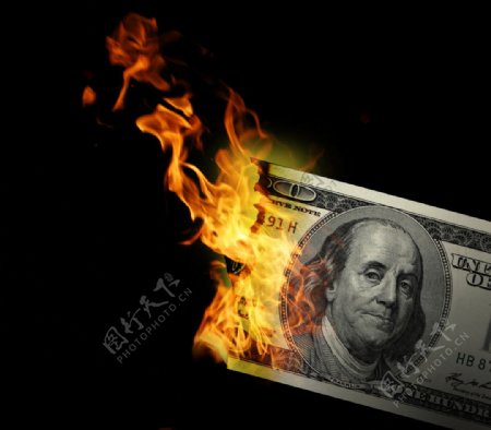 燃烧的钞票图片