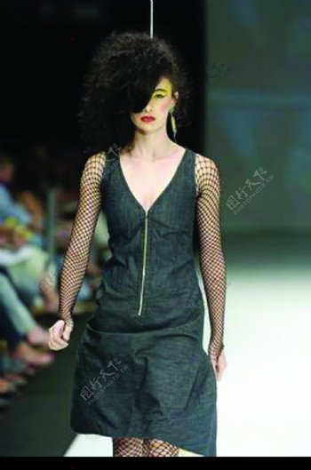 里约热内卢2004女装秋冬新品发布会0017