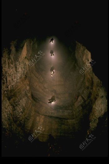 洞穴0076