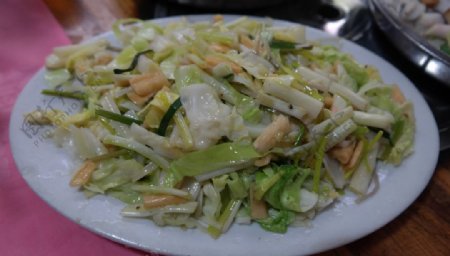 韭菜炒圆白菜