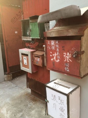 上海弄堂里的邮箱