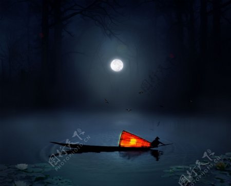 月夜上的小船