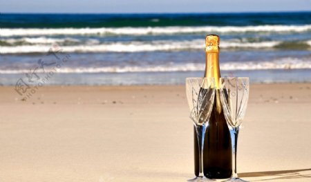 海边的香槟