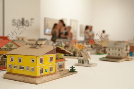 艺术房子威尼斯展览微型双年展