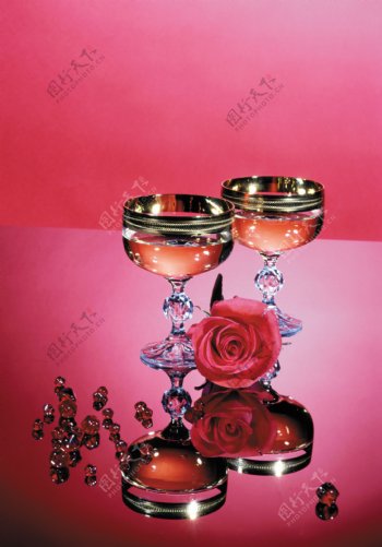 艺术花朵酒杯装饰画