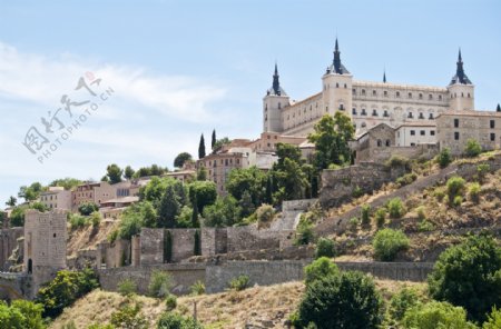 西班牙城堡风景图片