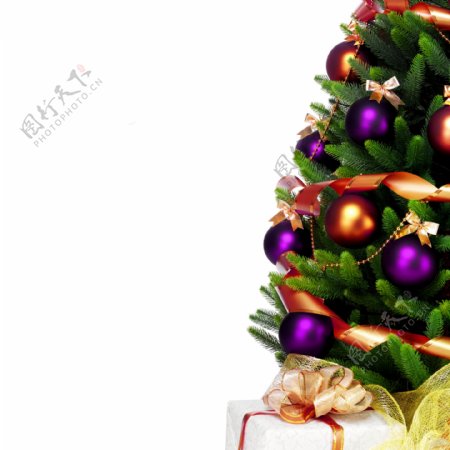圣诞礼物与圣诞树背景图片