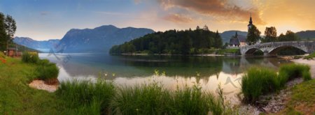 美丽湖泊自然风景图片