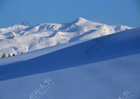 冬天雪景摄影图片