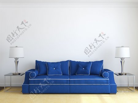蓝色沙发与台灯