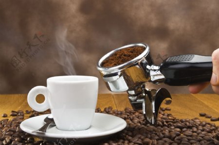 咖啡粉与咖啡图片