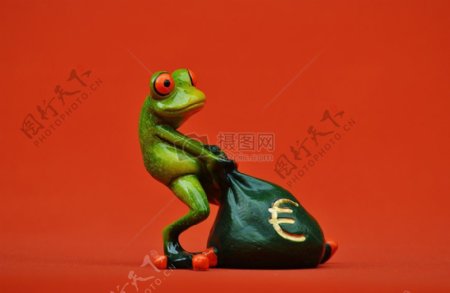 青蛙拉拽的钱袋